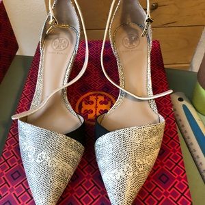 Shoe, we have to pay 20% to Ponchmark